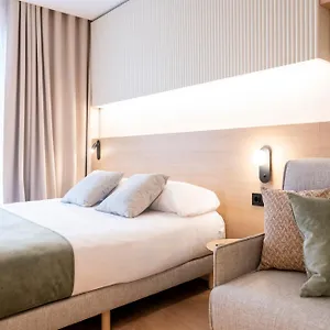 Aparthotel Atenea Calabria Barcelona